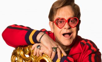 Vatikani nuk bekon martesat e së njëjtës gjini – reagon Elton John