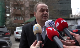 Hoxhaj mohon se do të ketë shkarkime në PDK