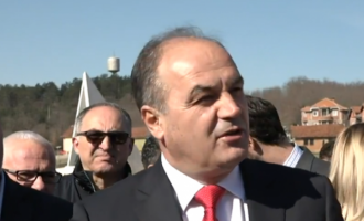 Hoxhaj: Aty ku pushon trupi i Adem Jasharit është epiqendra e lirisë sonë