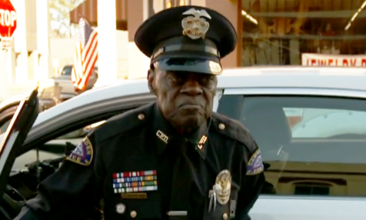 Ky polic 91 vjeçar as nuk e ka ndërmend të pensionohet