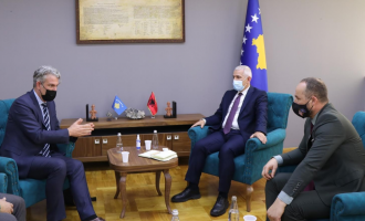 Sveçla takim me Matthew Holliday, ofrohet ndihmë për zbardhjen e fatit të personave të zhdukur