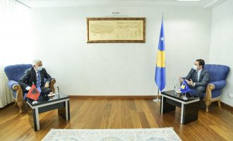 Kurti në takim me Minxhozin: Të gatshëm për bashkpunim mes Kosovës dhe Shqipërisë