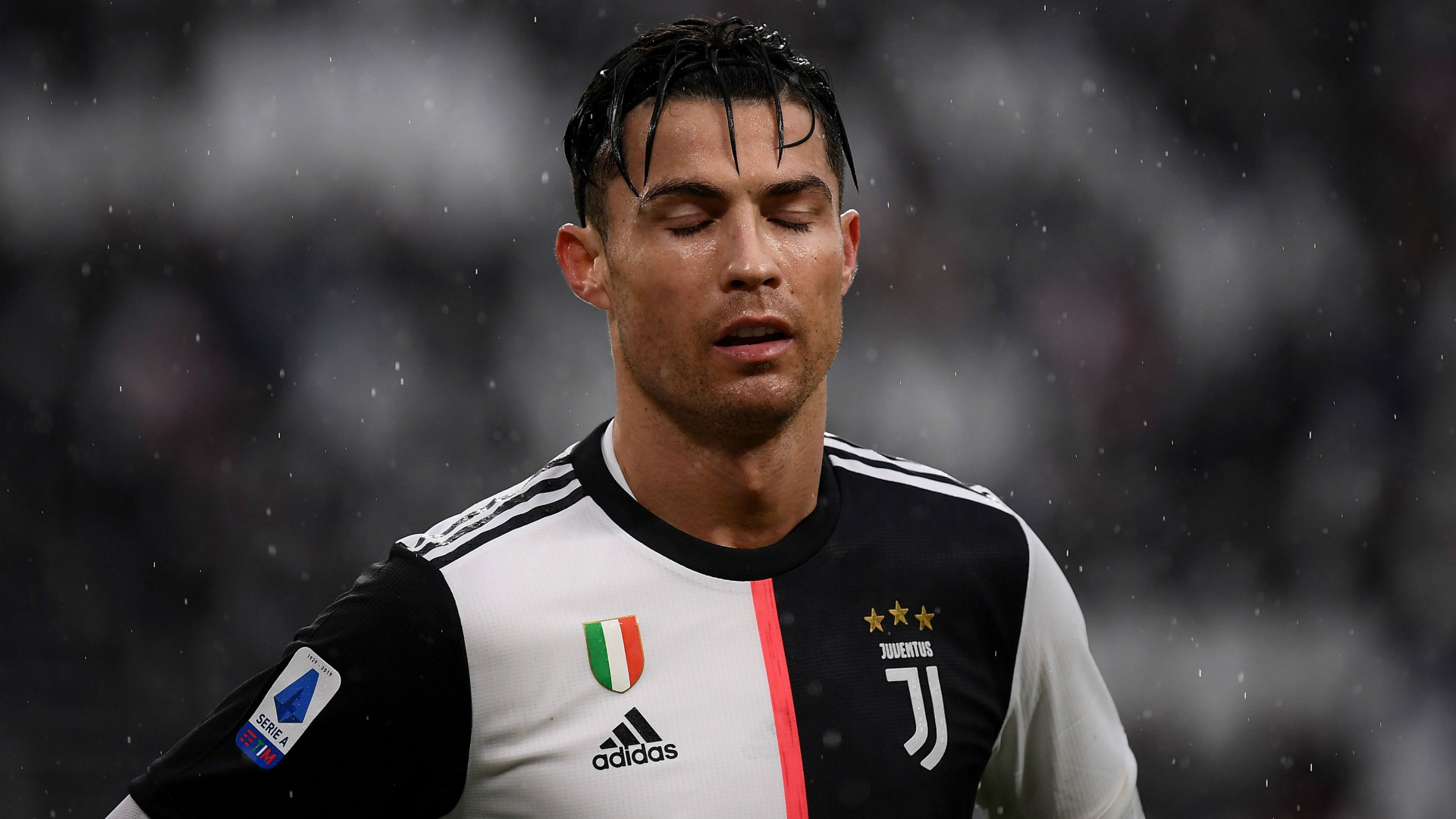Mediat italiane kritikojnë formën e Ronaldos