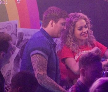 “Më bëri të varur pas seksit” – këngëtari sqaron deklaratën e bujshme për Rita Orën