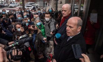 Ish-diplomati kanadez po gjykohet në Kinë për akuza spiunazhi