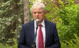 Ali Ahmeti: Jemi të gatshëm për kompromis me opozitën