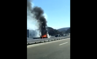 Kompania e sigurimit deklarohet pas djegies së automjetit ku kishte para të gatshme