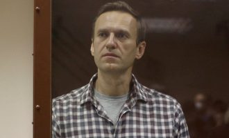 Përkeqësohet gjendja e Navalnyt, humbë ndjesinë në këmbë dhe duar