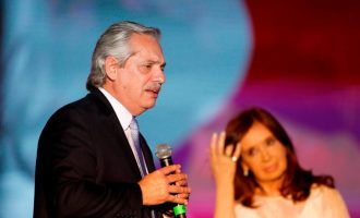 Presidenti argjentinas del pozitiv për COVID-19 pas vaksinimit