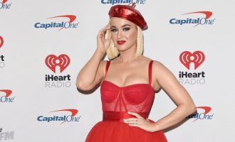 Që kur u bë nënë, Katy Perry ka hequr dorë nga depilimi i këmbëve