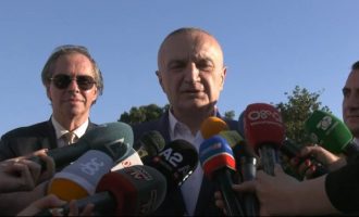 Meta në konferencë pak minuta para mbylljes së vendvotimeve