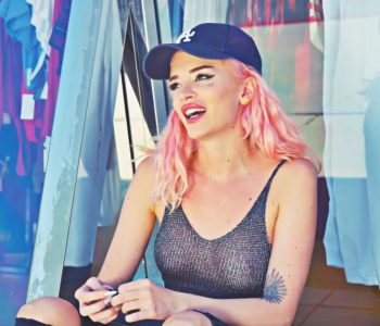 Ç‘lloj vaksine mori Era Istrefi dhe si po ndihet pas dozës së parë?