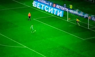 Berisha humb penalltinë duke u munduar të shënonte “Panenka” në Kupën e Rusisë