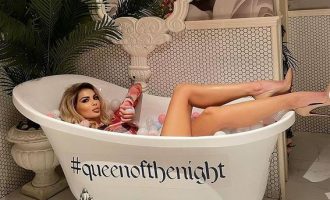 Në vend të vezëve të Pashkëve, Luana Vjollca ngjyrosi flokët këtë vit