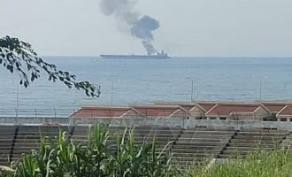 Zjarri në cisternën e naftës pranë Sirisë pas dyshimit mbi një sulm të mundshëm me dron ka lënë të vdekur tre persona