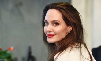 Angelina Jolie në lidhje të re romantike?