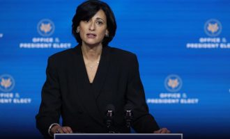 CDC-ja tërheq mbrapsht një deklaratë në lidhje me COVID-19