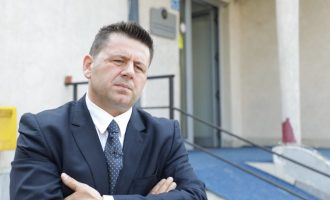 Bekë Berisha: Largone orën policore