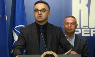 AAK e cilëson skandaloz vendimin e Qeverisë për shtesat e pensionistëve: Të anulohet menjëherë