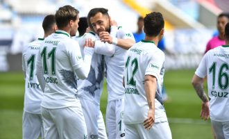 Cikalleshi asiston por humb penalltinë e fituar nga Bytyqi te Konyaspor