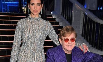 Çfarë veshi Dua Lipa në festën e Elton John që mbahet pas çmimeve “Oscar”?