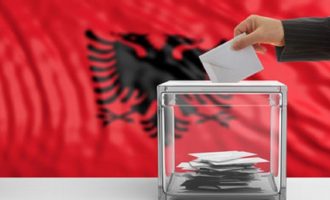 Shqipëri: Vazhdon numërimi i votave, PS po kryeson