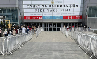 Maqedoni e Veriut: Gazetarët dhe punonjësit mediatik do të vaksinohen nesër