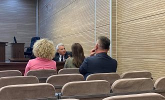 Hedhja e gazit lotsjellës në Kuvend – Katër të akuzuarit deklarohen të pafajshëm