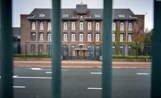 Gati gjysmë milioni euro për katër avokatë të Dhomave të Specializuara