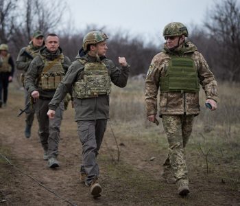 Presidenti ukrinas Zelensky dekreton ligjin për rekrutimin e trupave rezervë “në situata të veçanta”