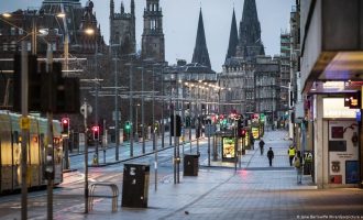 Britania e Madhe lehtëson masat anti-COVID