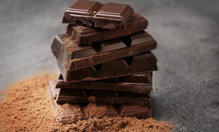 Studimi: Kakaoja mund t’ju ndihmojë të humbni peshë