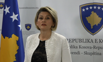 Kusari-Lila tregon nëse do të kandidojë për kryetare të Gjakovës