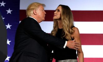 Facebook i bllokon një video familjares së Trump-it, ku paraqitet ish-presidenti amerikan