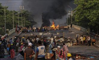 Vazhdojnë protestat kundër puçit ushtarak në Mianmar, shkon në 745 numri i viktimave nga ndërhyrja e dhunshme e policisë