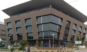 Ministria e Arsimit do të organizojë mësim alternativ për 441 nxënësit e Kamenicës