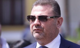 Tom Doshi jep dorëheqje nga mandati i deputetit