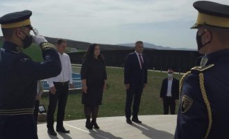 Osmani nderon dëshmorët dhe martirët në Marinë: Liria s’do të ishte e mundur pa ta