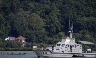 Indonezi: Fillojnë kërkimet për nëndetësen e zhdukur e cila kishte 53 persona në bord