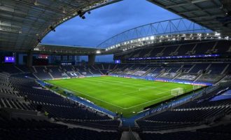 Federata angleze merr një hap të guximshëm, lejon katër mijë tifoz në ndeshjen gjysmëfinale të kupës