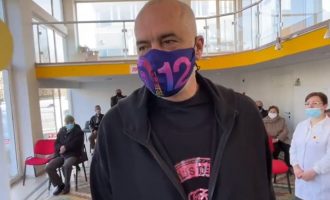 Mbi 150 mijë të moshuar të vaksinuar në Shqipëri