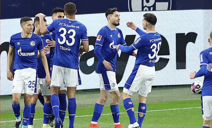 Pas 13 xhirosh, Schalke më në fund fiton në Bundesligë