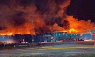 Nga një shpërthim në një fabrikë të Ohajos në SHBA, tetë persona kanë mbetur të plagosur dhe një është i zhdukur