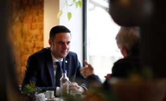 Abdixhiku takohet me njërin nga themeluesit e LDK-së: Dua të njoh nga afër këndvështrimet e tyre