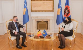 Osmani: Nuk mund të flasim për dialog me Serbinë derisa vdesin njerëz në mungesë vaksinash