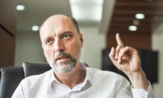 Ymeri i përgjigjet Shefqet Krasniqit për deklaratën rreth grave