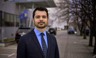 Zëdhënësi i Qeverisë: Vitia nuk ka pasur arsye ta refuzojë nënshkrimin e kontratës me Pfizer