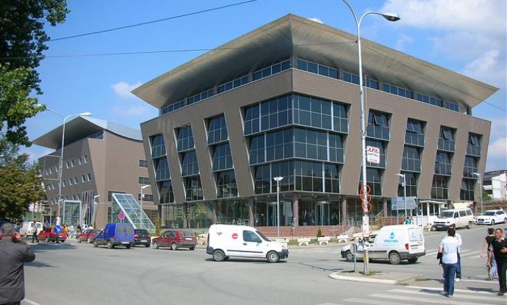 Ministria e Arsimit kërkon që nesër nxënësit e Komunës së Kamenicës që kanë humbur mësimin të jenë në shkollë
