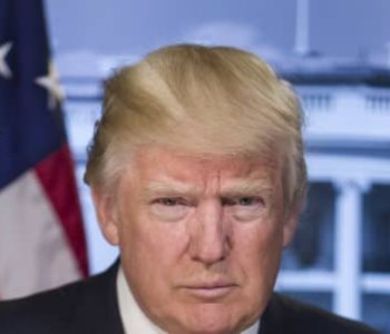 Bordi i Facebook-ut vendosë nëse do t’ia rikthejë llogarinë Trumpit