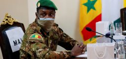 Udhëheqësi i grushtit të shtetit i Malit drejtohet në Ganë për bisedimet e krizës (ECOWAS)